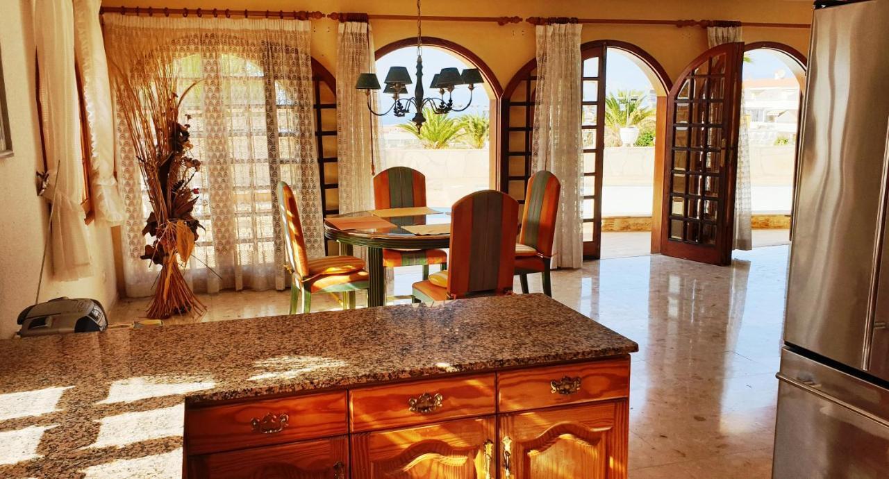 Villa Sunny House With Private Pool And Sea View Costa Adeje  Exterior foto