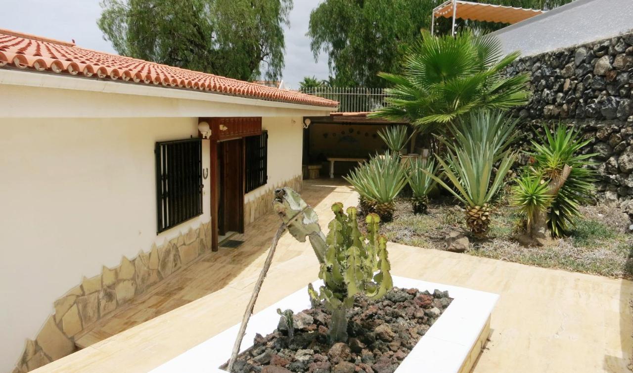 Villa Sunny House With Private Pool And Sea View Costa Adeje  Exterior foto